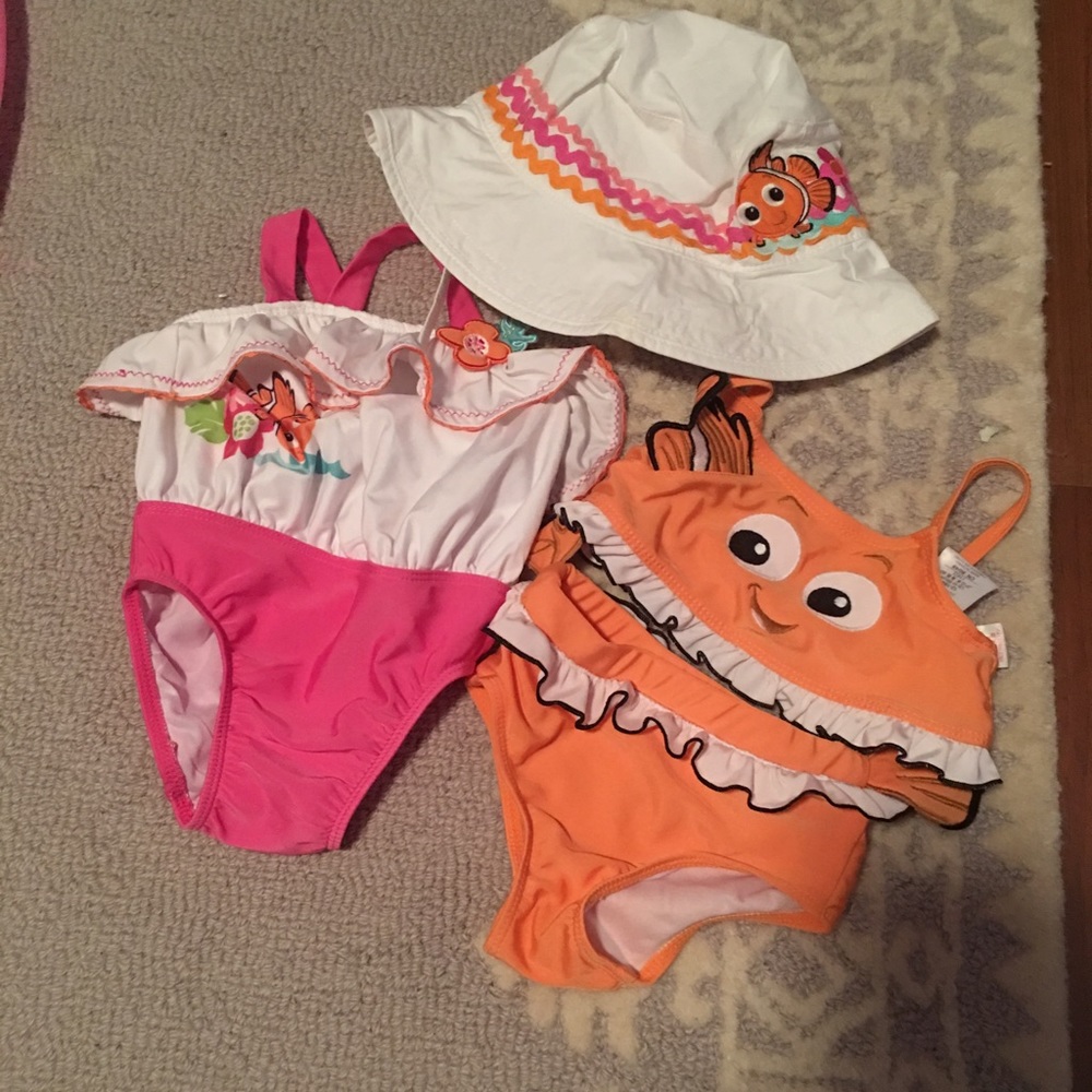 Disney finding Nemo swim sets